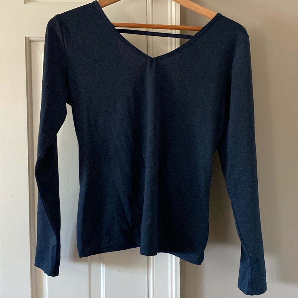 Zyia Twist Back Long Sleeve